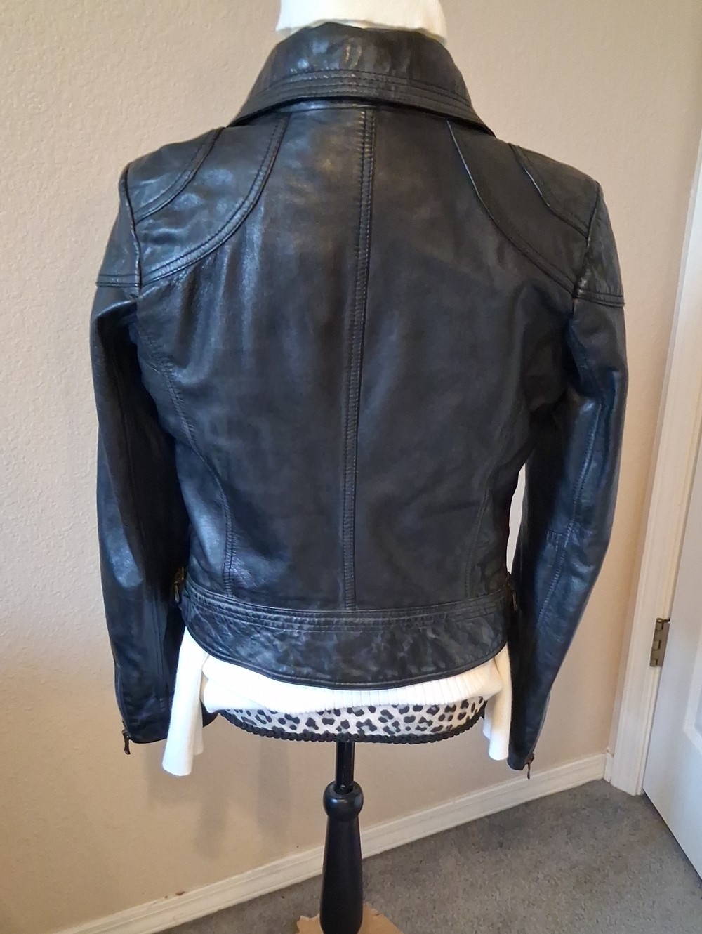 Black Rivet Women's Black Genuine Leather Moto Jacket. Sporty and Sleek. Y2k L - Picture 2 of 15